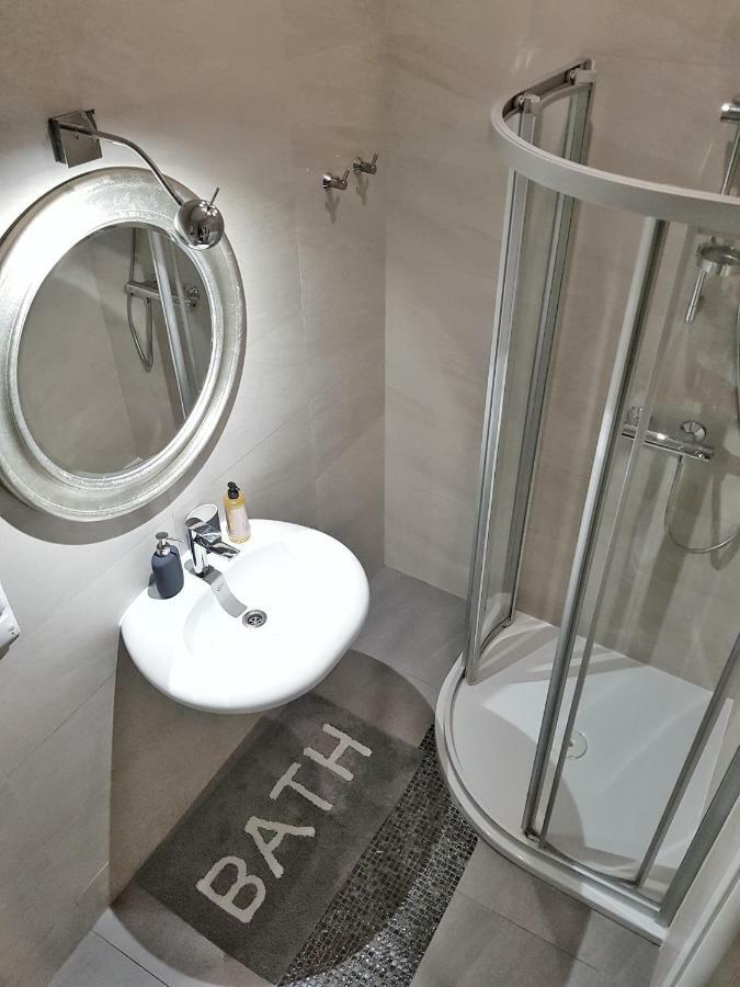 Warsaw Royal Stay Aleja Jana Pawla II Экстерьер фото