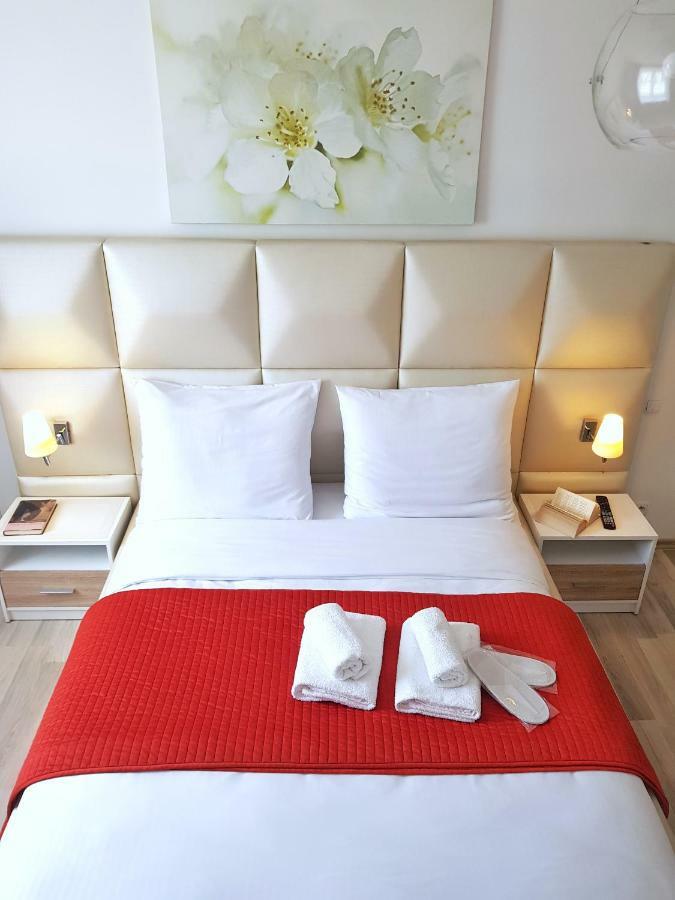 Warsaw Royal Stay Aleja Jana Pawla II Экстерьер фото